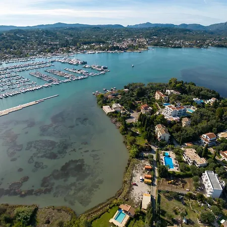 Gerekos Island アパート