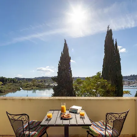 Apartamento Gerekos Island