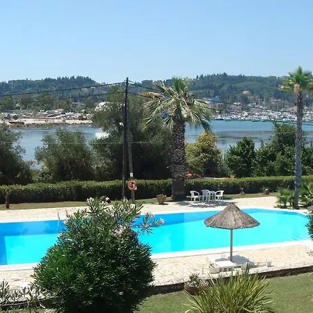 Gerekos Island アパート *