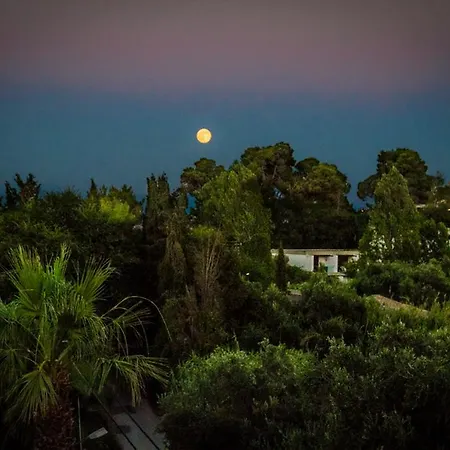 アパート Gerekos Island